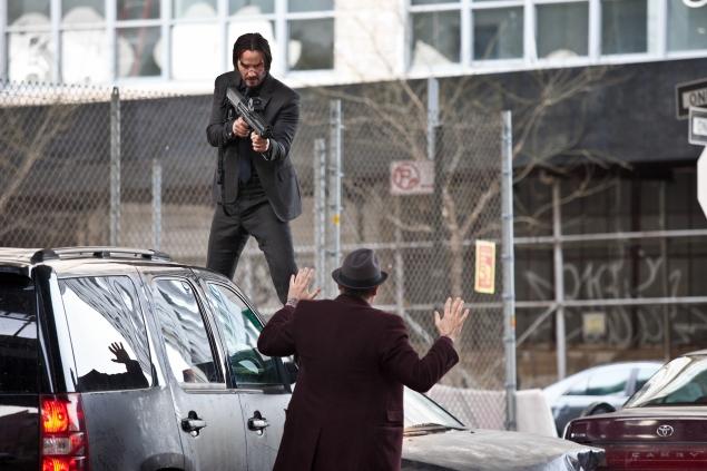 KEANU REEVES TERRORIZES NYC AS JOHN WICK!